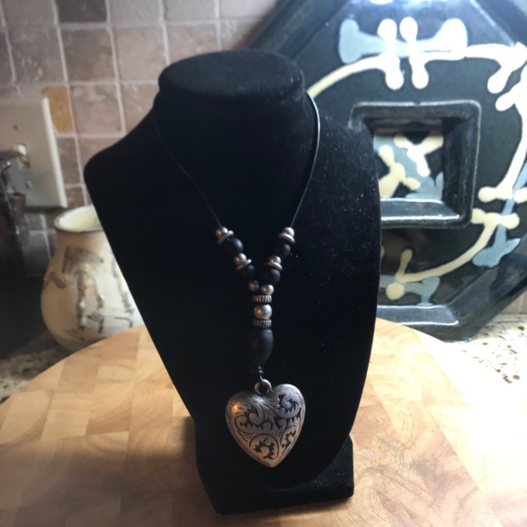 Silver Heart Beaded Necklace - Picture 5 of 7